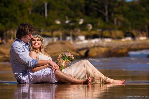 Ensaio Pré-Wedding - Michelle e Tiago - Praia Retiro dos Padres - Bombinhas - Santa Catarina - Paolo Salvador | Photo & Film'