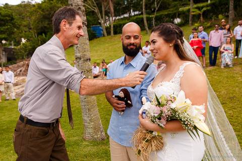 Casamento na Praia de Taquaras em Balneário Camboriú, Santa Catarina. Wedding ao ar livre, Barbara e Rubem, Paolo Salvador - Photo & Film. Fotos criativas da cerimônia do casamento ao ar livre.'