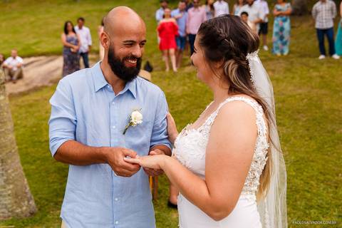 Casamento na Praia de Taquaras em Balneário Camboriú, Santa Catarina. Wedding ao ar livre, Barbara e Rubem, Paolo Salvador - Photo & Film. Fotos criativas da cerimônia do casamento ao ar livre.'