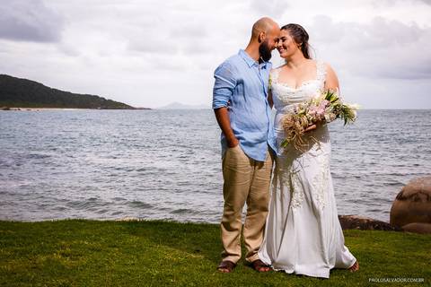 Casamento na Praia de Taquaras em Balneário Camboriú, Santa Catarina. Wedding ao ar livre, Barbara e Rubem, Paolo Salvador - Photo & Film. Fotos criativas da cerimônia do casamento ao ar livre.'