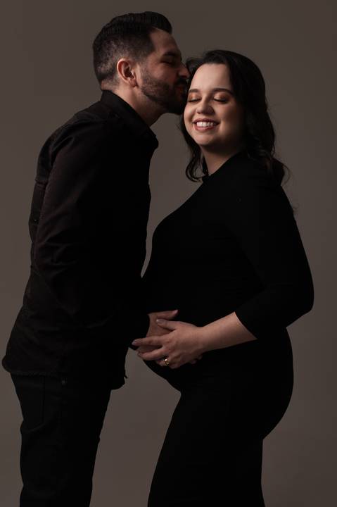 Ensaio gestante em estúdio'