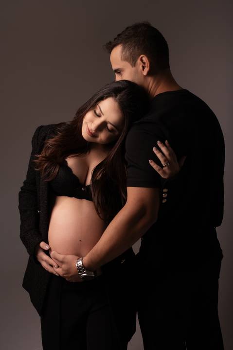 Ensaio gestante estudio minimalista '