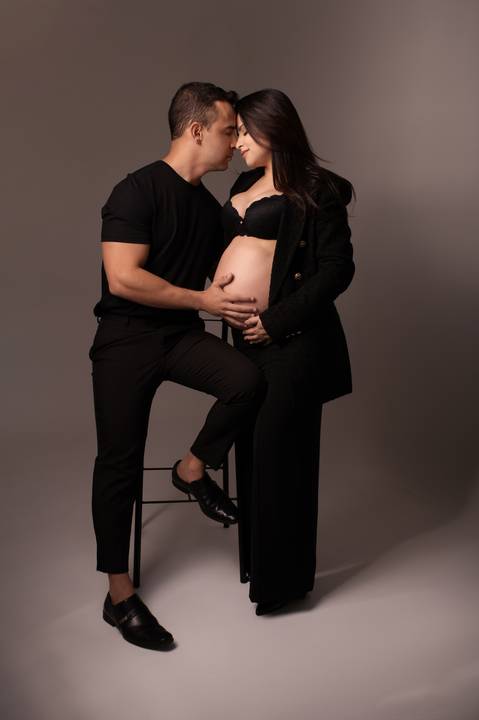 Ensaio gestante estudio minimalista '