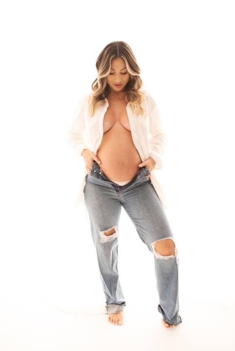 ensaio gestante em estudio'