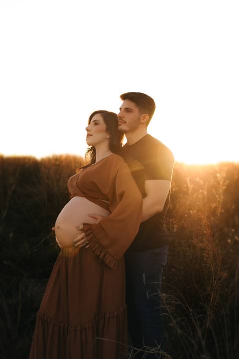 ensaio gestante ao por do sol '