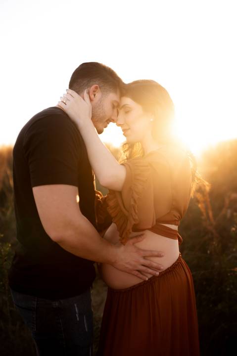 ensaio gestante ao por do sol '