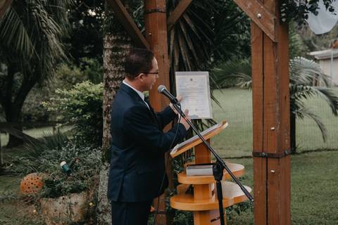 '