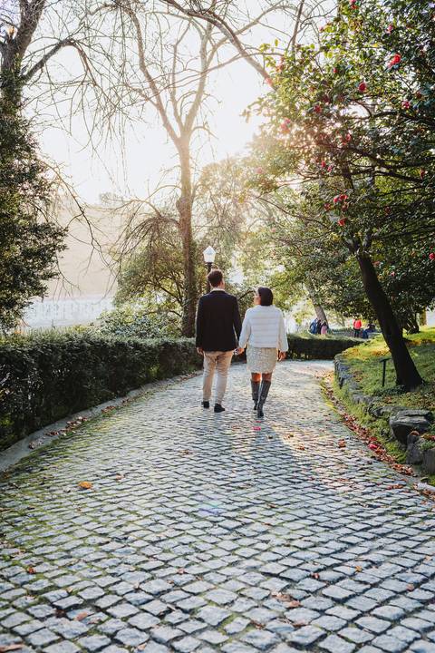 Ensaio de casal Vanessa e Thiago no Jardim do Palácio de Cristal - Porto'