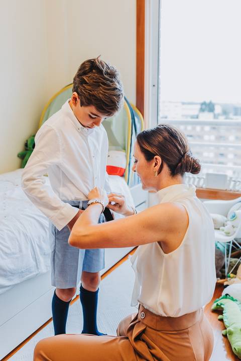 Reportagem fotográfica de comunhão em igreja'