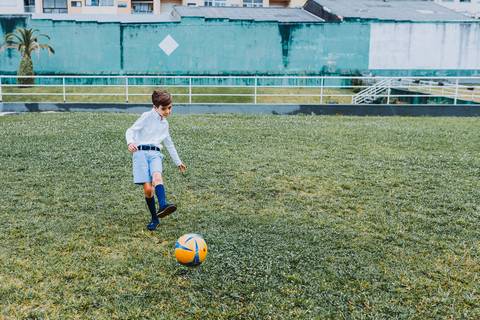 Reportagem fotográfica de comunhão em igreja'