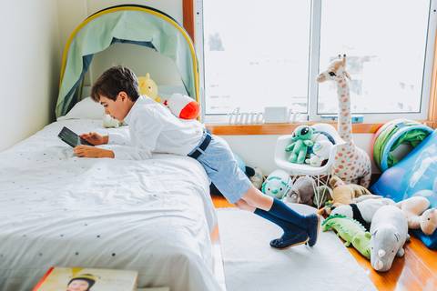 Reportagem fotográfica de comunhão em igreja'