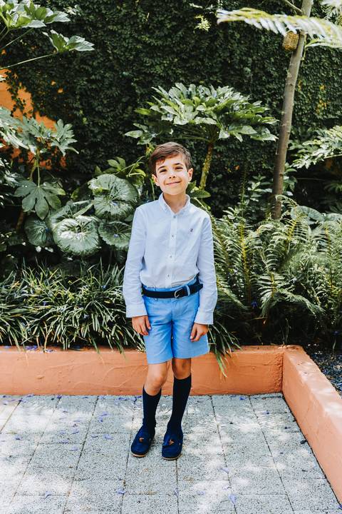 Reportagem fotográfica de comunhão em igreja'