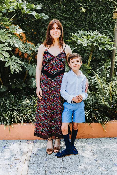 Reportagem fotográfica de comunhão em igreja'