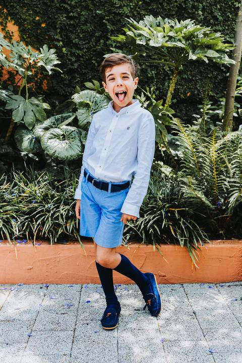 Reportagem fotográfica de comunhão em igreja'