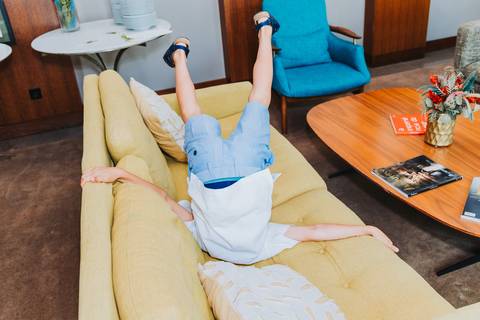 Reportagem fotográfica de comunhão em igreja'