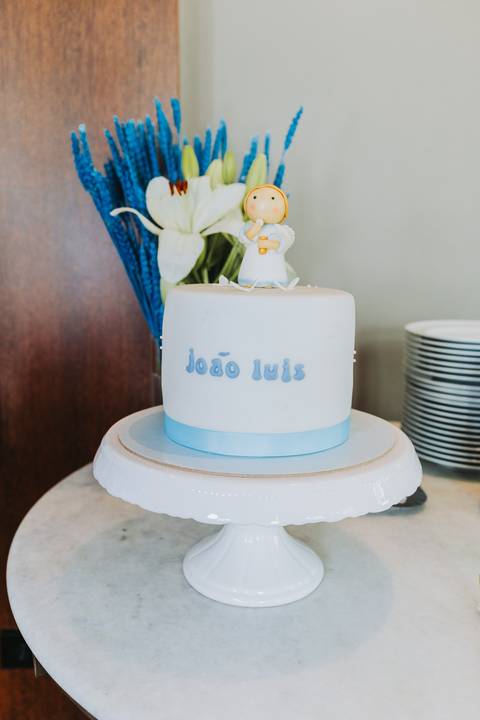 Reportagem fotográfica de comunhão em igreja'