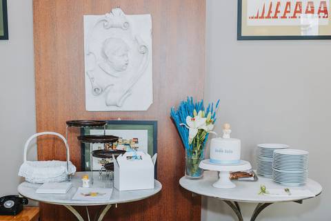 Reportagem fotográfica de comunhão em igreja'