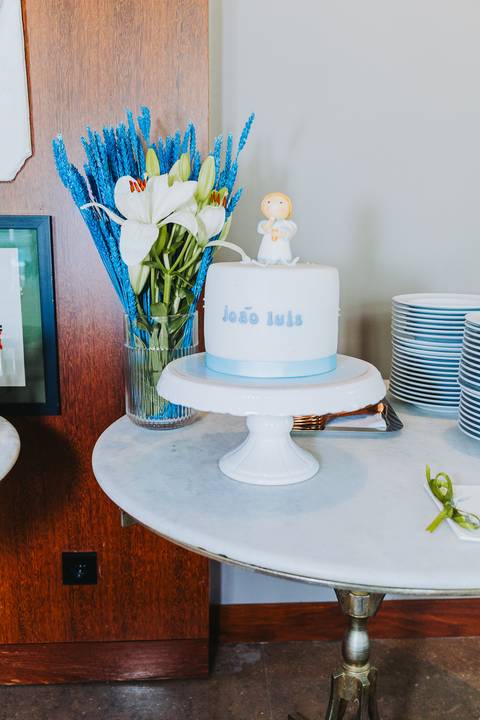 Reportagem fotográfica de comunhão em igreja'