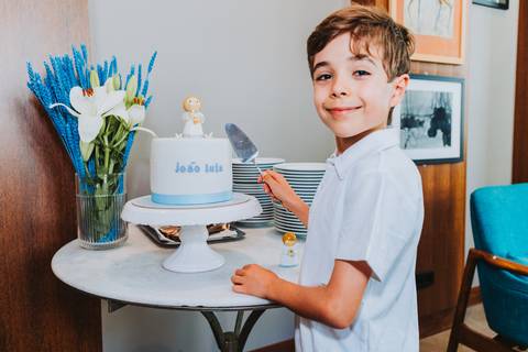 Reportagem fotográfica de comunhão em igreja'