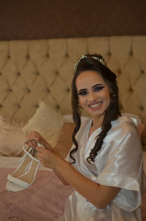 Silvia Araújo Noivas, Loja de noivas, fiz 
 o making of da noiva Grazy e a mãe, irmã '