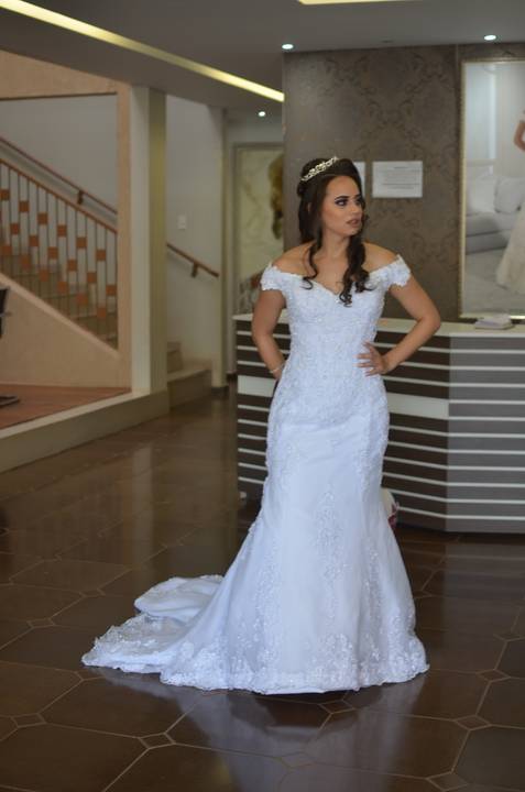 Silvia Araújo Noivas, Loja de noivas, fiz 
 o making of da noiva Grazy e a mãe, irmã '