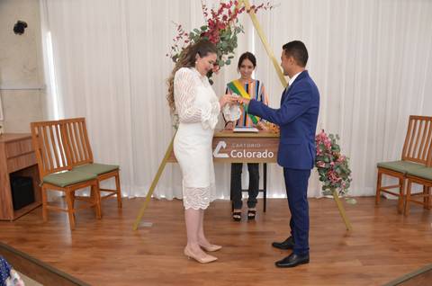 Cartório Colorado Casamento alianças Juíza  Nina s Porto'