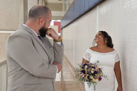 NO CORREDOR DO CARTÓRIO COLORADO'