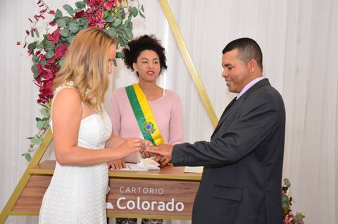 Casamento hora das aliança com a juíza de paz Cristina Lopes @cristinalopes.juizadepaz

'