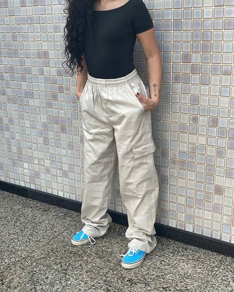 calça cargo bege (p ao gg)'