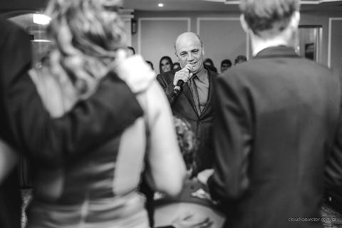 lindo aniversário de 15 anos da Sarah realizado em Vitória por fotógrafos de casamento de vila velha fotógrafos de casamento de Vitória fotógrafos de casamento de Serra ES com vestido making of e maquiagem e fotos de balada e dança'