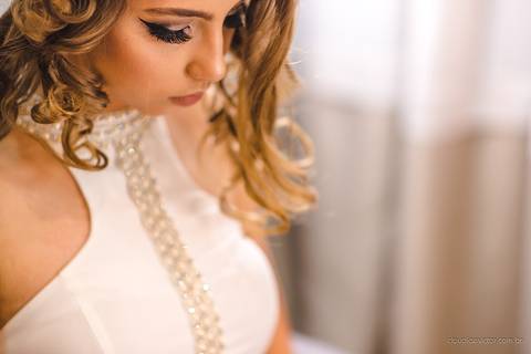 lindo aniversário de 15 anos da Sarah realizado em Vitória por fotógrafos de casamento de vila velha fotógrafos de casamento de Vitória fotógrafos de casamento de Serra ES com vestido making of e maquiagem e fotos de balada e dança'