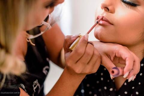 Aniversário de 15 anos fotografado por fotógrafos de casamento de vila velha fotógrafos de casamento de vitória fotógrafos de casamento de serra Espírito santo ES no cerimonial com pista de dança e making of'