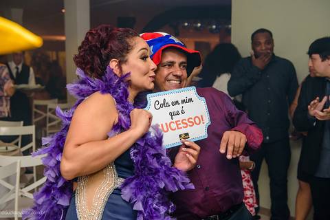 Aniversário de 15 anos fotografado por fotógrafos de casamento de vila velha fotógrafos de casamento de vitória fotógrafos de casamento de serra Espírito santo ES no cerimonial com pista de dança e making of'