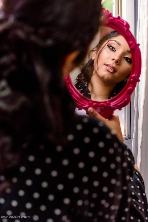 Aniversário de 15 anos fotografado por fotógrafos de casamento de vila velha fotógrafos de casamento de vitória fotógrafos de casamento de serra Espírito santo ES no cerimonial com pista de dança e making of'