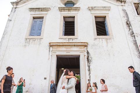 Lindo casamento realizado na igreja reis magos na serra por fotógrafos de casamento de vila velha fotógrafos de casamento de vitória fotógrafos de casamento de serra espirito santo es com noivo noiva pista de dança e carimbó'