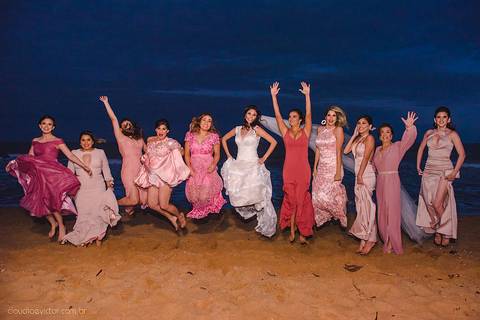 Lindo casamento realizado na igreja reis magos na serra por fotógrafos de casamento de vila velha fotógrafos de casamento de vitória fotógrafos de casamento de serra espirito santo es com noivo noiva pista de dança e carimbó'