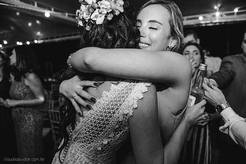 Lindo casamento realizado na igreja reis magos na serra por fotógrafos de casamento de vila velha fotógrafos de casamento de vitória fotógrafos de casamento de serra espirito santo es com noivo noiva pista de dança e carimbó'