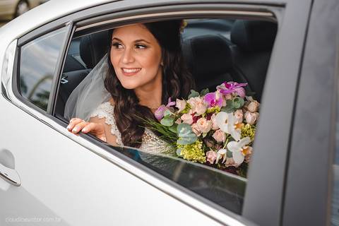 Lindo casamento realizado na igreja reis magos na serra por fotógrafos de casamento de vila velha fotógrafos de casamento de vitória fotógrafos de casamento de serra espirito santo es com noivo noiva pista de dança e carimbó'