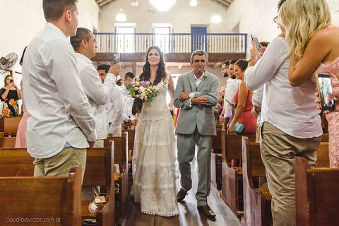 Lindo casamento realizado na igreja reis magos na serra por fotógrafos de casamento de vila velha fotógrafos de casamento de vitória fotógrafos de casamento de serra espirito santo es com noivo noiva pista de dança e carimbó'