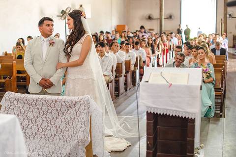 Lindo casamento realizado na igreja reis magos na serra por fotógrafos de casamento de vila velha fotógrafos de casamento de vitória fotógrafos de casamento de serra espirito santo es com noivo noiva pista de dança e carimbó'