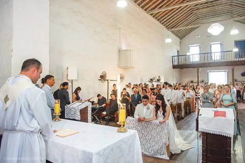 Lindo casamento realizado na igreja reis magos na serra por fotógrafos de casamento de vila velha fotógrafos de casamento de vitória fotógrafos de casamento de serra espirito santo es com noivo noiva pista de dança e carimbó'