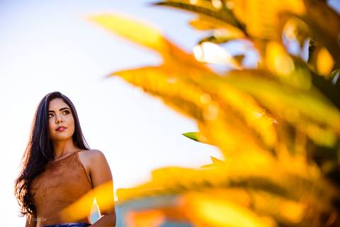 Lindo ensaio feminino de 15 anos realizado por fotógrafos de casamento de vila velha fotógrafos de casamento de vitória fotógrafos de casamento de serra espirito santo es com praia por do sol e muita alegria'