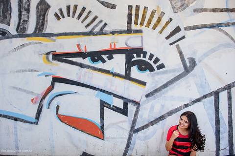 Lindo ensaio feminino de 15 anos realizado por fotógrafos de casamento de vila velha fotógrafos de casamento de vitória fotógrafos de casamento de serra espirito santo es com praia por do sol e muita alegria'