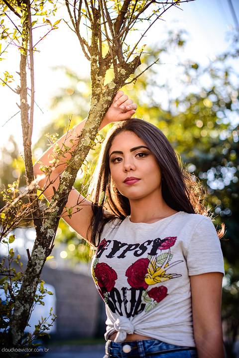 Lindo ensaio feminino de 15 anos realizado por fotógrafos de casamento de vila velha fotógrafos de casamento de vitória fotógrafos de casamento de serra espirito santo es com praia por do sol e muita alegria'