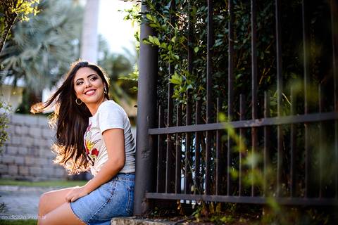 Lindo ensaio feminino de 15 anos realizado por fotógrafos de casamento de vila velha fotógrafos de casamento de vitória fotógrafos de casamento de serra espirito santo es com praia por do sol e muita alegria'