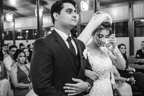 Lindo casamento realizado no sítio Recanto Eldorado em guarapari por fotógrafos de casamento de vila velha fotógrafos de casamento de vitória fotógrafos de casamento de serra espirito santo es com noivo noiva e ensaio externo em pedra azul'