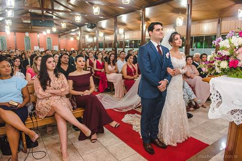 Lindo casamento realizado no sítio Recanto Eldorado em guarapari por fotógrafos de casamento de vila velha fotógrafos de casamento de vitória fotógrafos de casamento de serra espirito santo es com noivo noiva e ensaio externo em pedra azul'