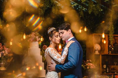 Lindo casamento realizado no sítio Recanto Eldorado em guarapari por fotógrafos de casamento de vila velha fotógrafos de casamento de vitória fotógrafos de casamento de serra espirito santo es com noivo noiva e ensaio externo em pedra azul'
