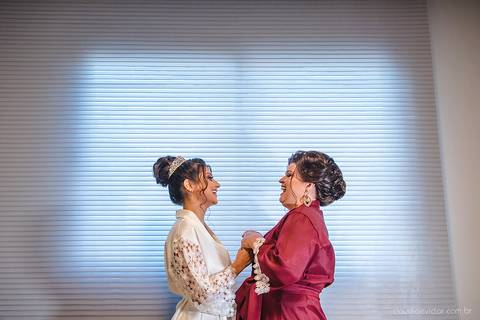 Lindo casamento realizado no sítio Recanto Eldorado em guarapari por fotógrafos de casamento de vila velha fotógrafos de casamento de vitória fotógrafos de casamento de serra espirito santo es com noivo noiva e ensaio externo em pedra azul'