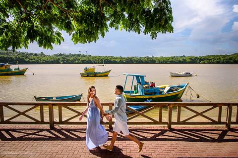 Lindo ensaio de casal realizado em anchieta por fotógrafos de casamento de vila velha fotógrafos de casamento de vitória fotógrafos de casamento de serra espirito santo es com noivo noiva praia e por do sol'